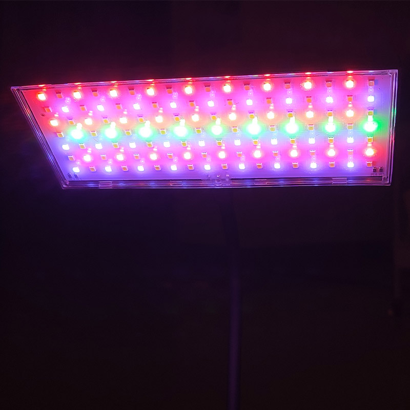 Lampe d'aquarium réglable à 3  - Planted Aquarium Pendant Light avis et prix